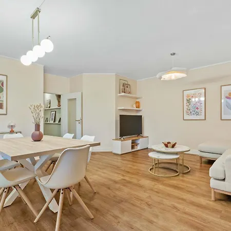 Stylish One-bedroom Near Luxexpo And Eu Institutions Apartamento *