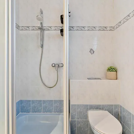 Stylish One-bedroom Near Luxexpo And Eu Institutions Apartamento *