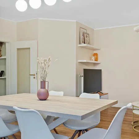 Stylish One-bedroom Near Luxexpo And Eu Institutions Daire Lüksemburg