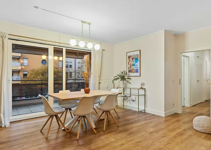 Stylish One-bedroom Near Luxexpo And Eu Institutions Apartment