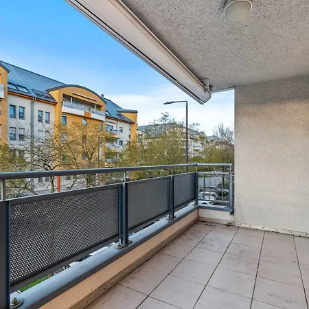 Stylish One-bedroom Near Luxexpo And Eu Institutions Lejlighed Luxembourg By