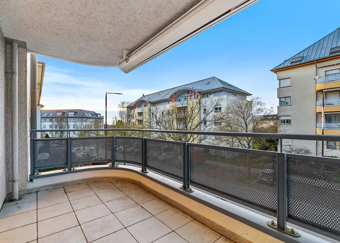 Stylish One-bedroom Near Luxexpo And Eu Institutions Luxembourg By